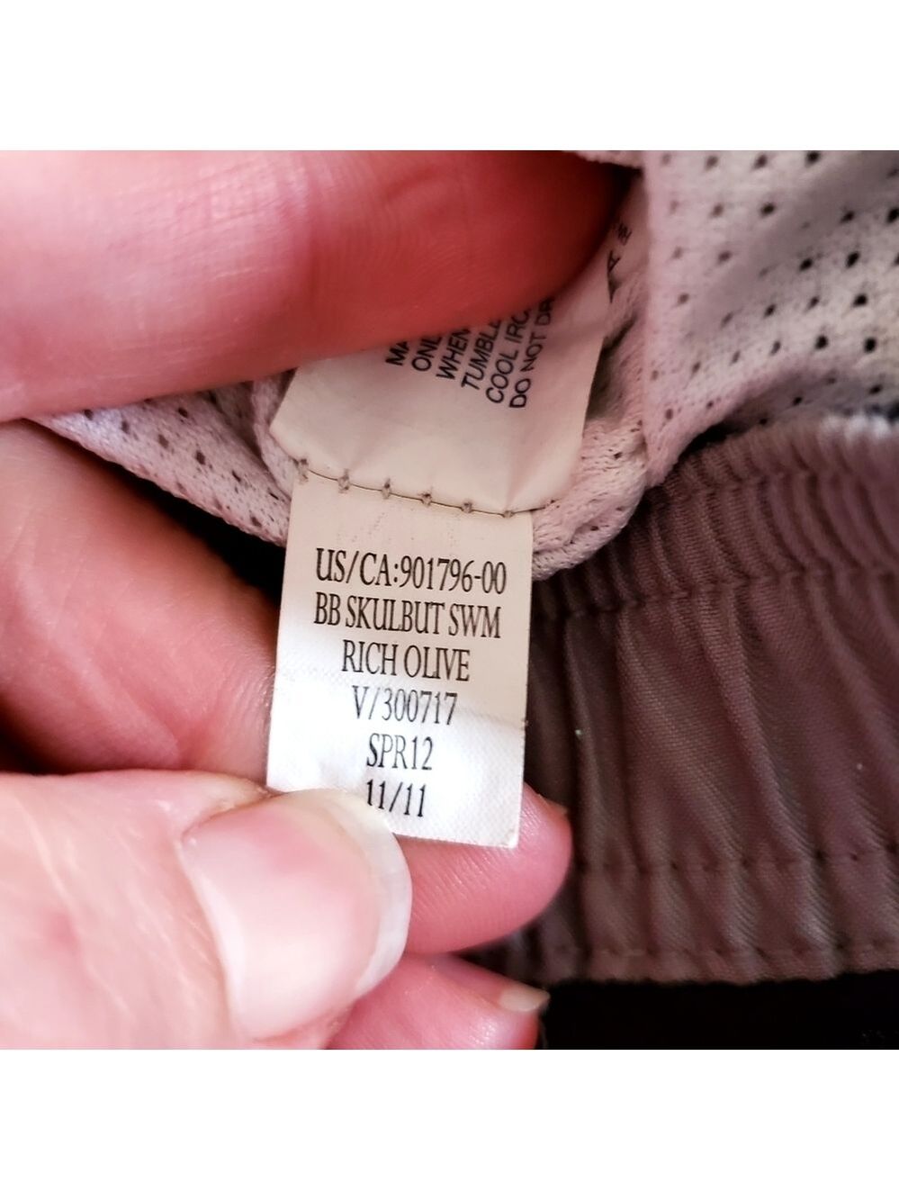 K1187 * Baby Gap Boys Wide Striped Swin Trunks Skull Black Gray Size 18-24M - Picture 7 of 7